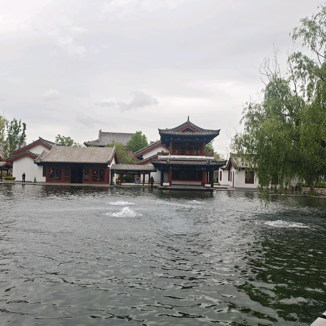 泉水悠悠