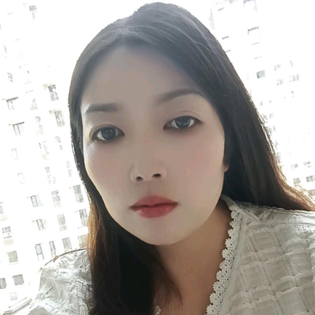 玲玲吖
