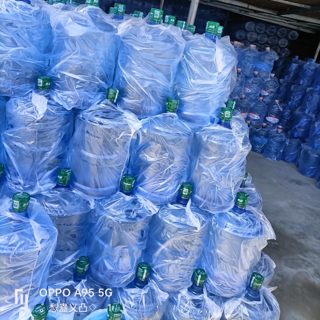 东莞市嘉乐水业，主营各种品牌桶装水。