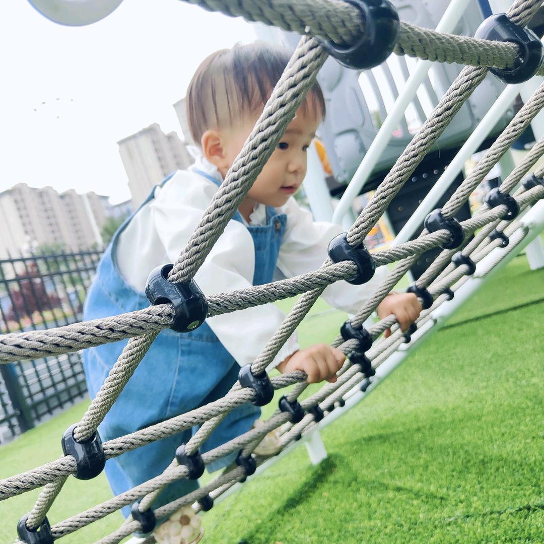 幸福的人不会晚睡