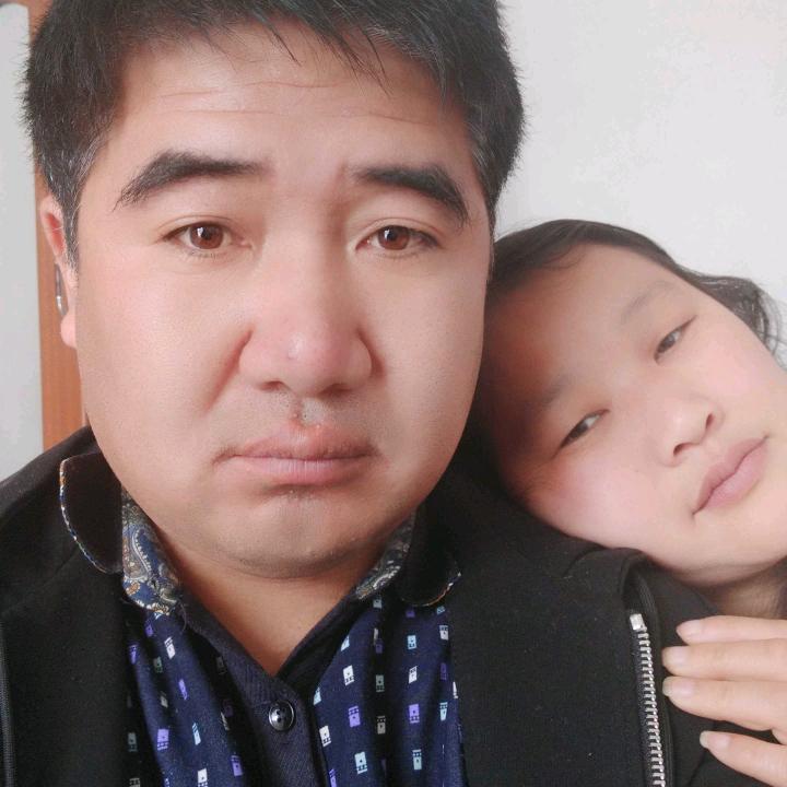 孟健，祥