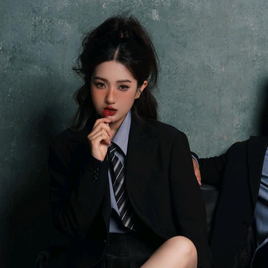 𝙀𝙡.𝙚1𝙫𝙚1𝙣