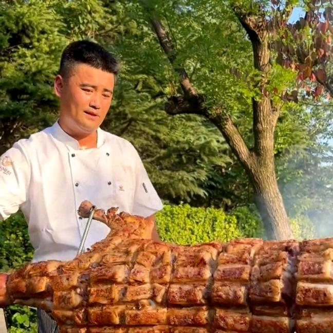 二超采摘式烤全羊