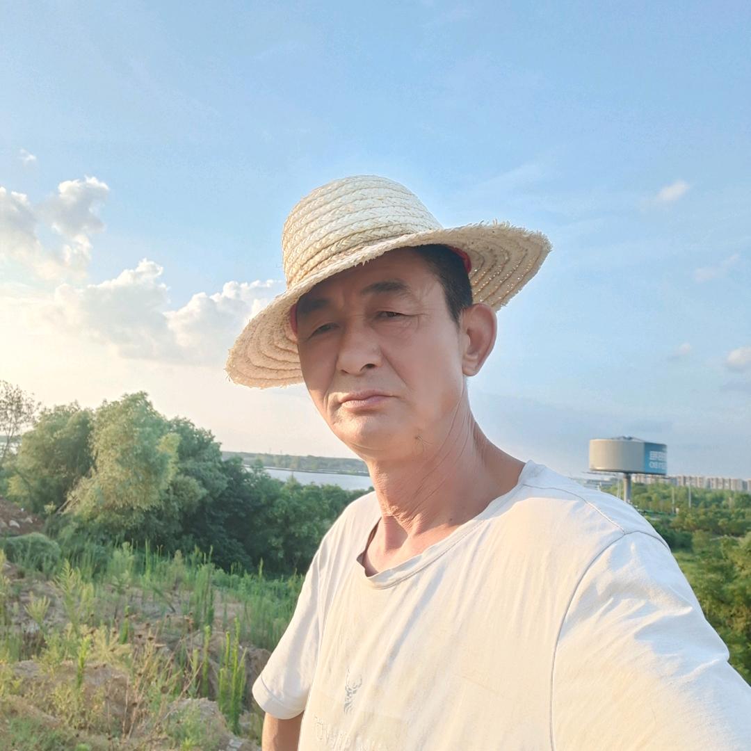 罗山丑男🇨🇳