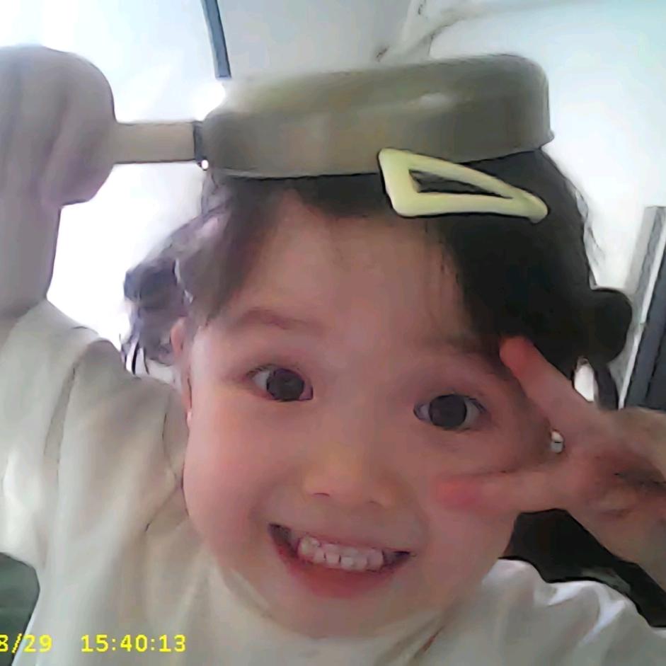 你的脚趾我的阿尔卑斯。