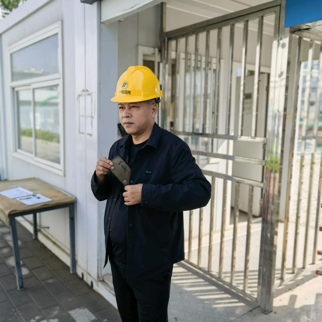 《一米洋光》   隔断