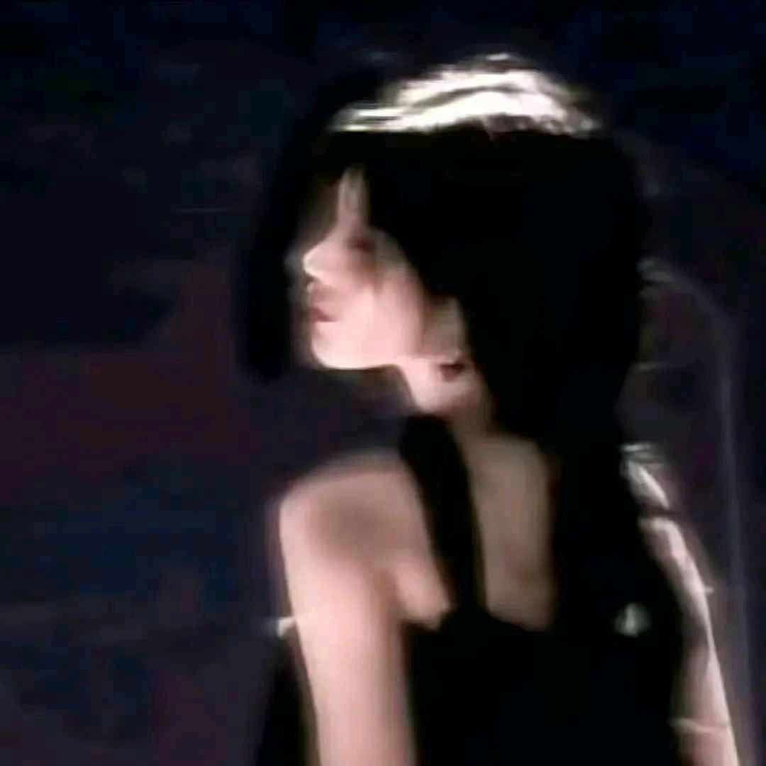 弥枳.