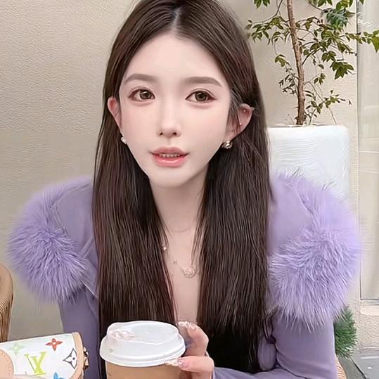 黄加蓝lora - 穿搭指南