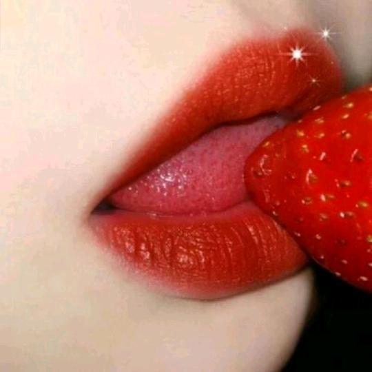 🍓草莓啵啵奶🍼᭄ꫛ