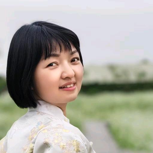 半山秋子