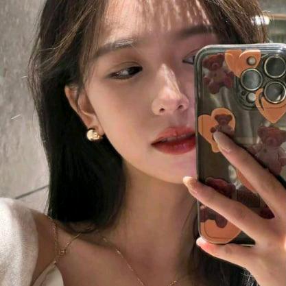 以酒会友（诚）