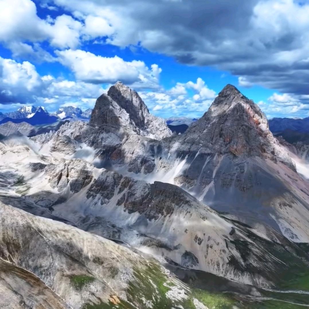 ，。？！！？。，