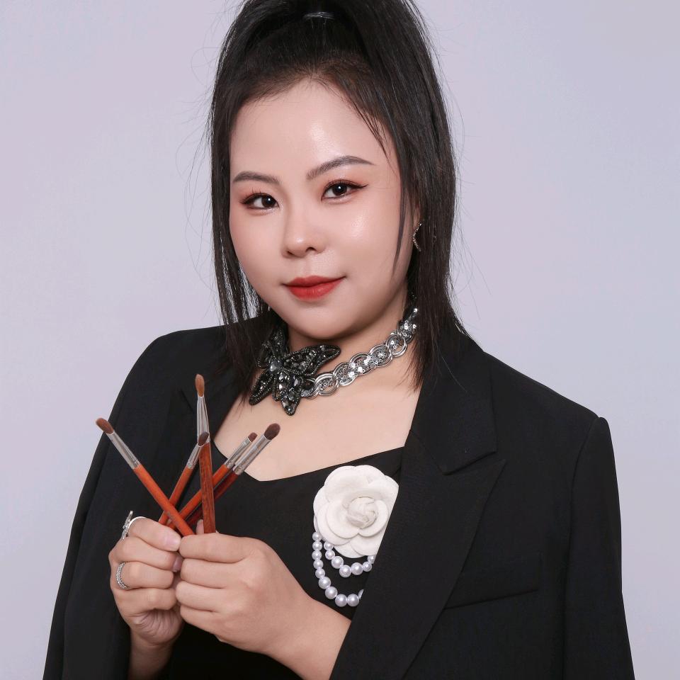 ঞৣঁ化妆造型师～双儿