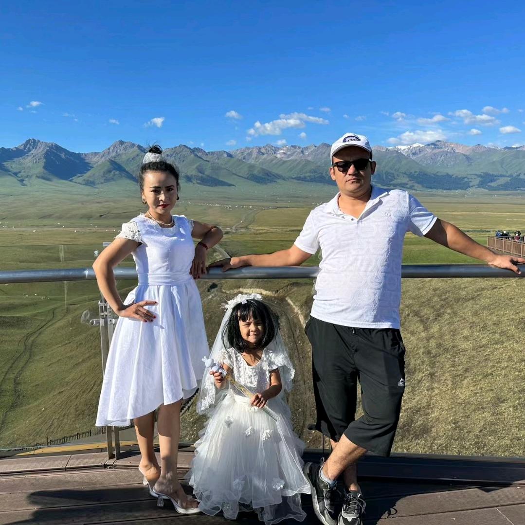 RaY-Han 👨‍👩‍👧