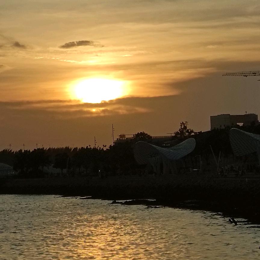 ╭(╯暖心ε向杨♥╰)╮