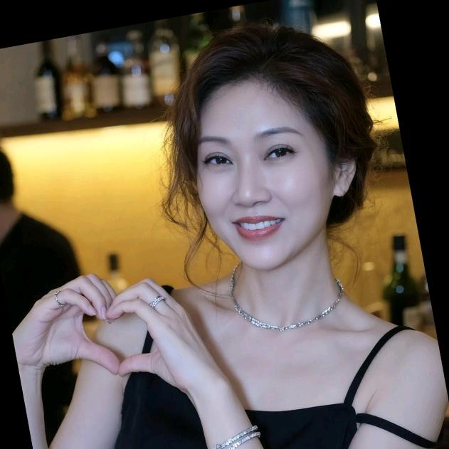 丫丫🇨🇳🇺🇸