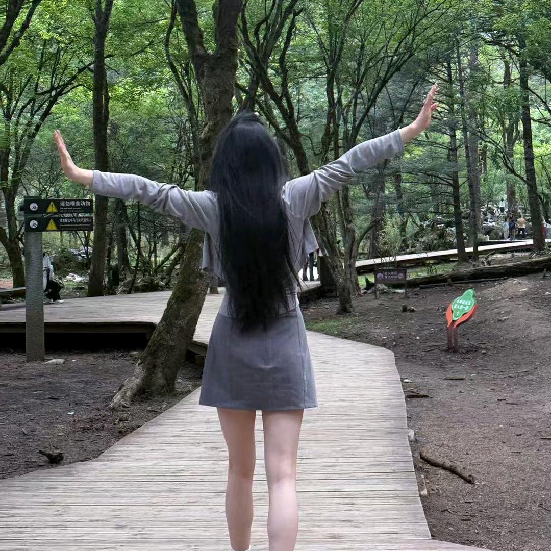 小熊带你吃住玩