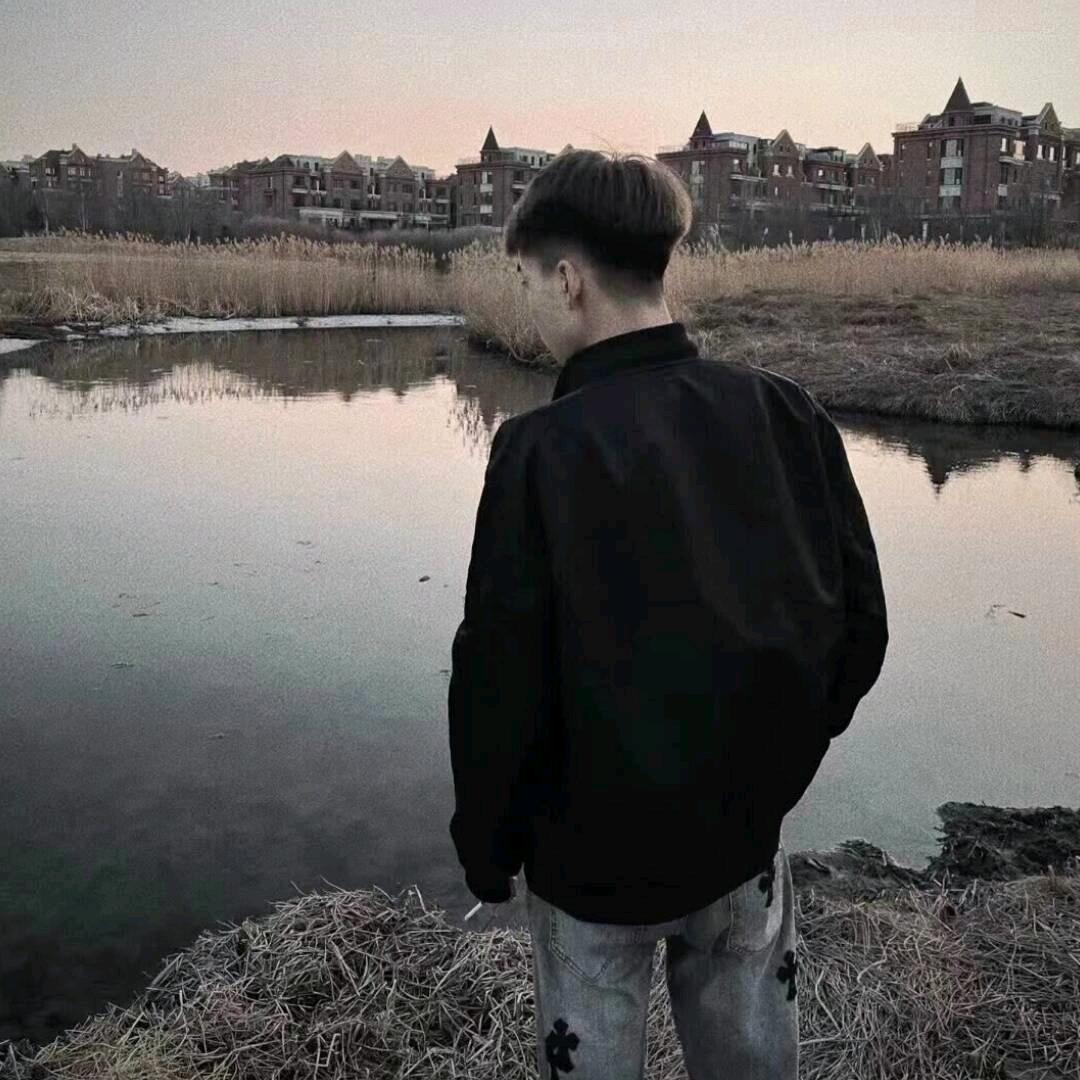 ꧁ㅤㅤㅤㅤ꧂