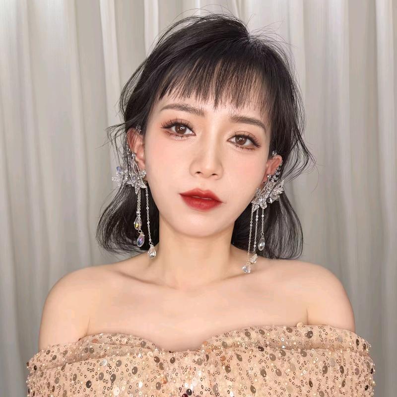 化妆师婷婷