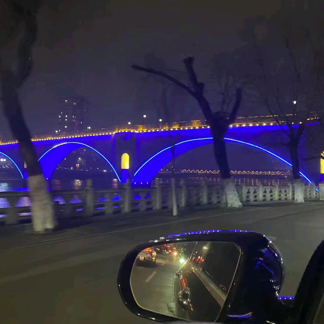 ഒᩚ🚬ಇ ღ˘笑敬๑过往