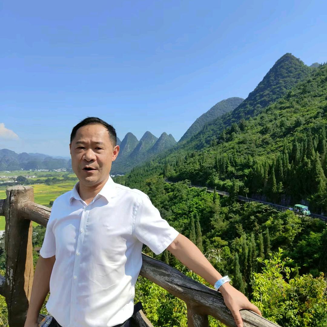 肖酒哥关注了你