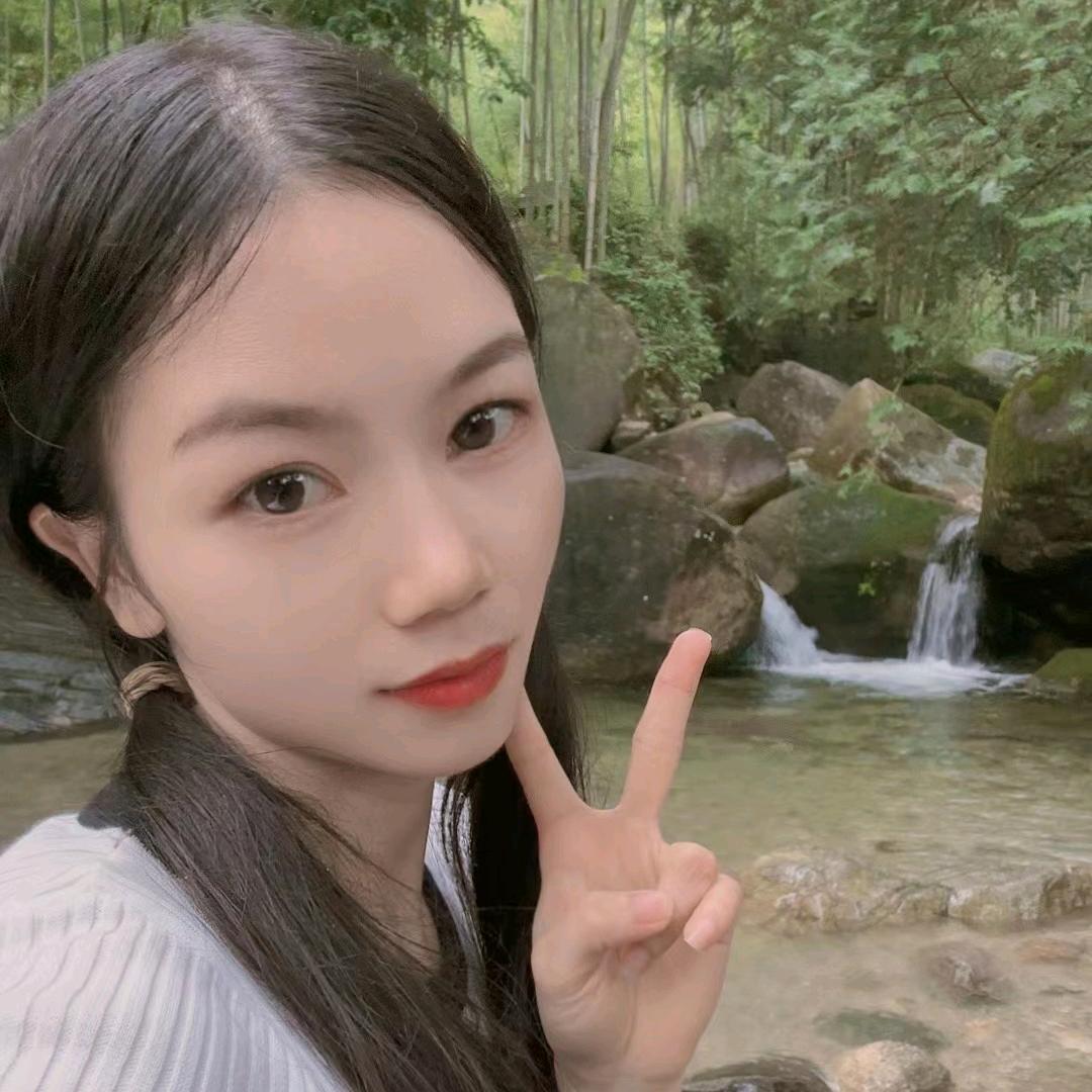 周周💃