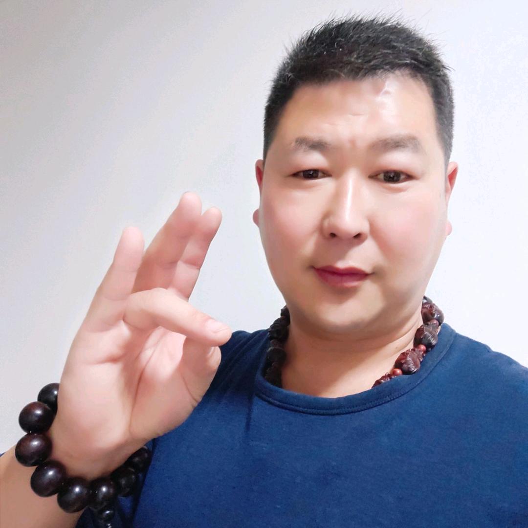 ╭(╯ε╰)╮阳光大男孩☆☆☆☆☆