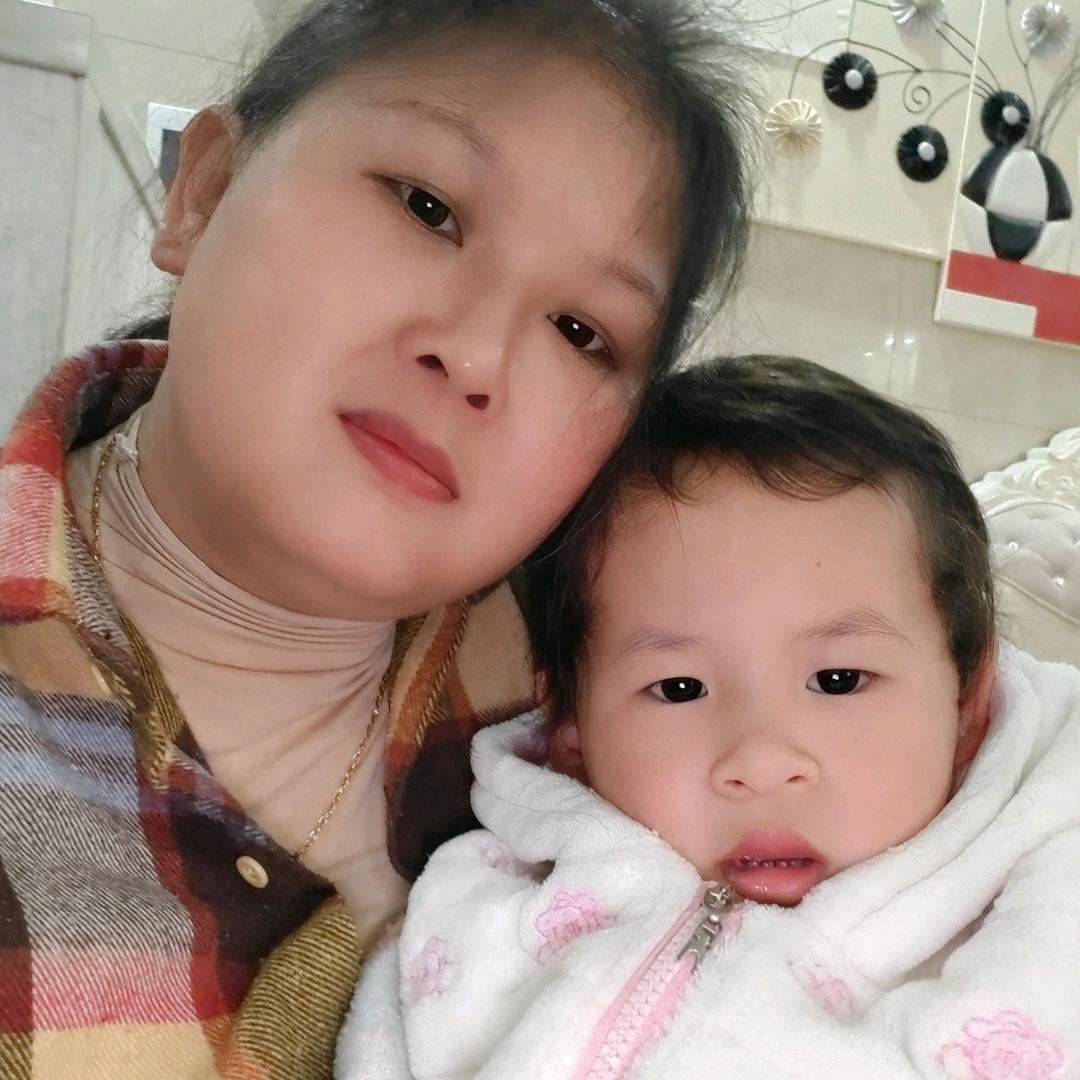 淡然一笑