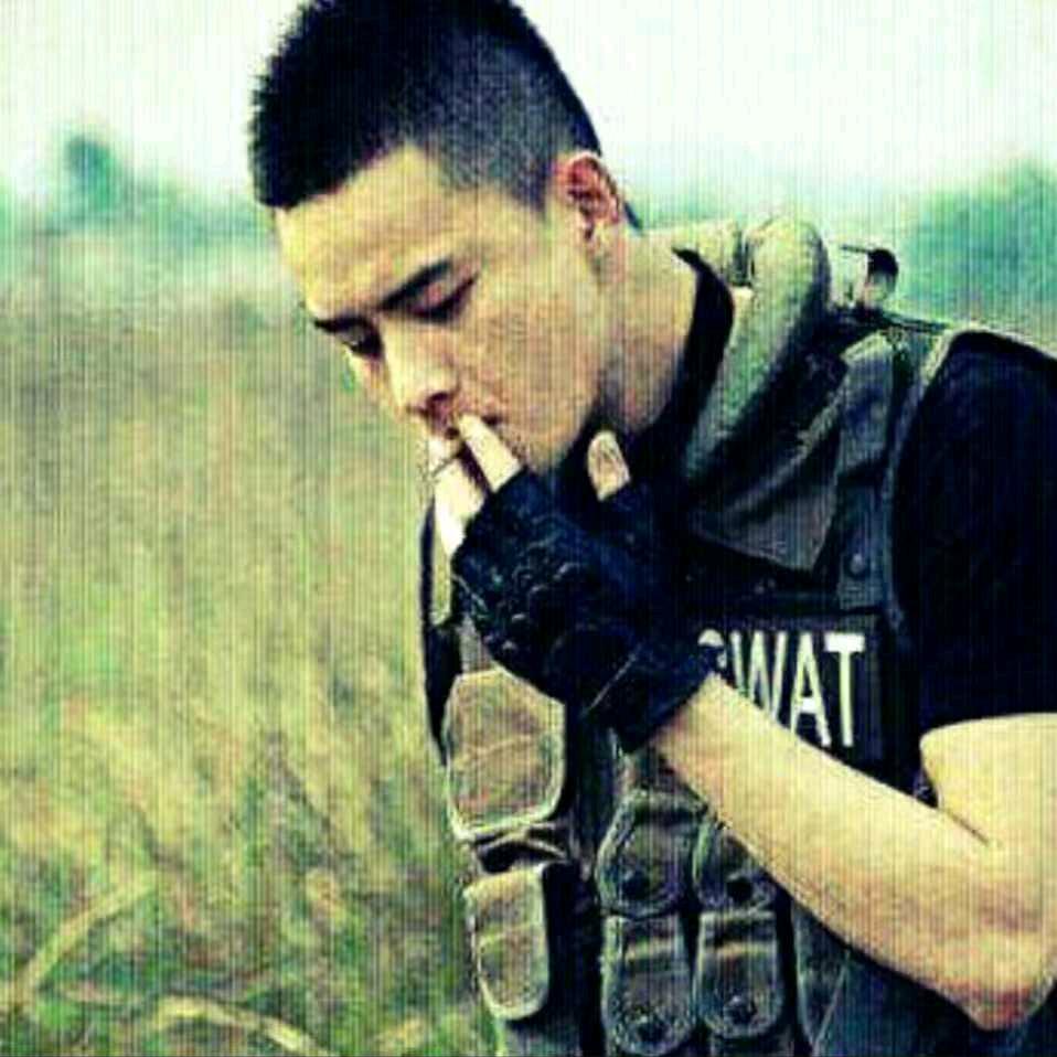 痞子绅士、尘世无情