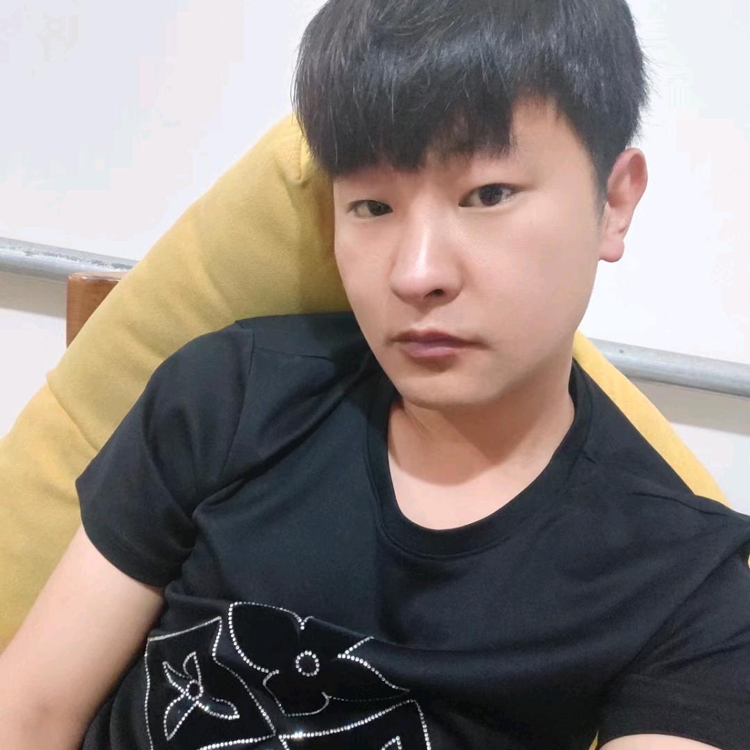 ( ˘ ˘)小💋酒鬼🍺