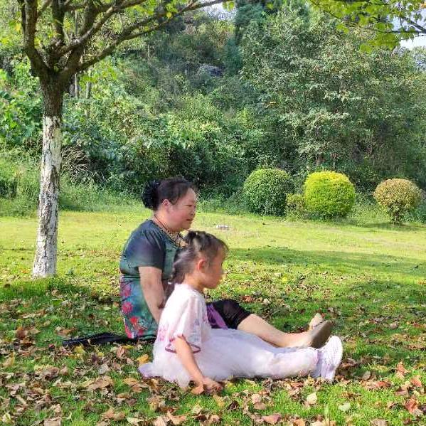 坚强的女人，何