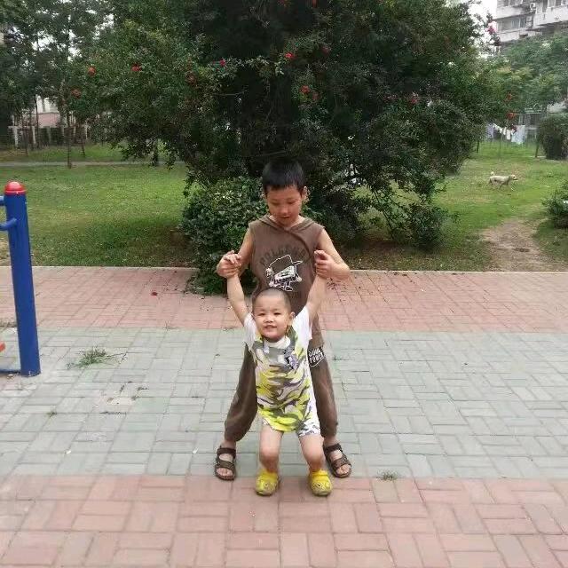 刘燮