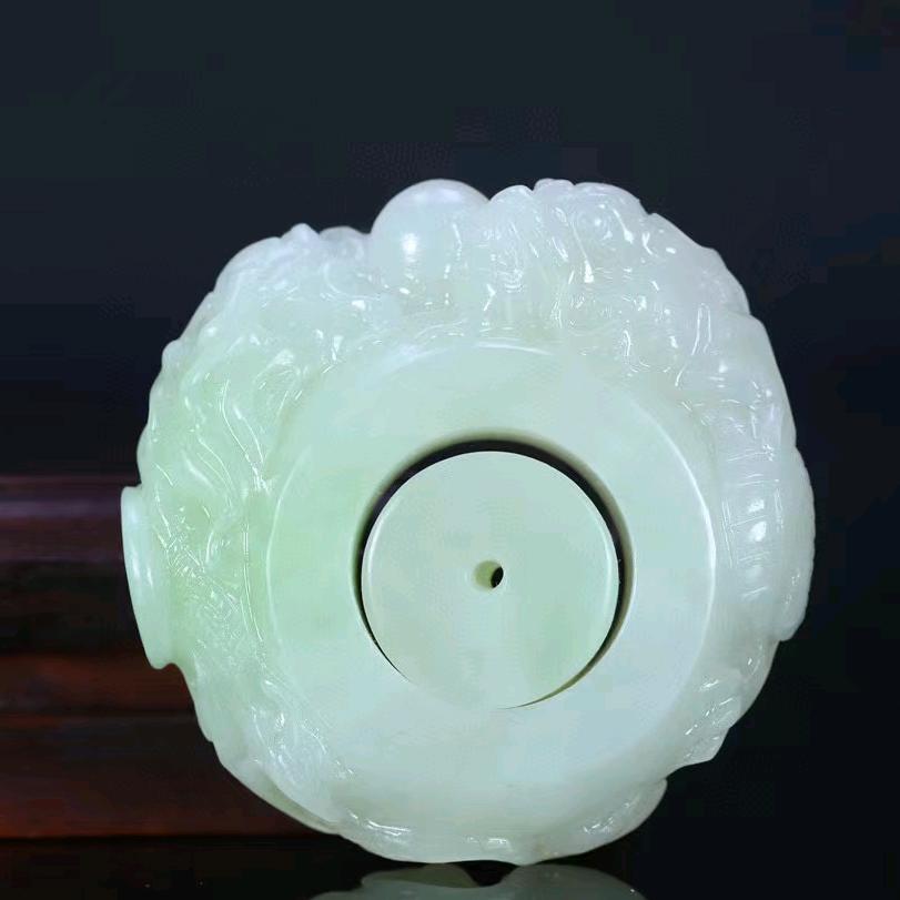 卖玉石的君乐宝