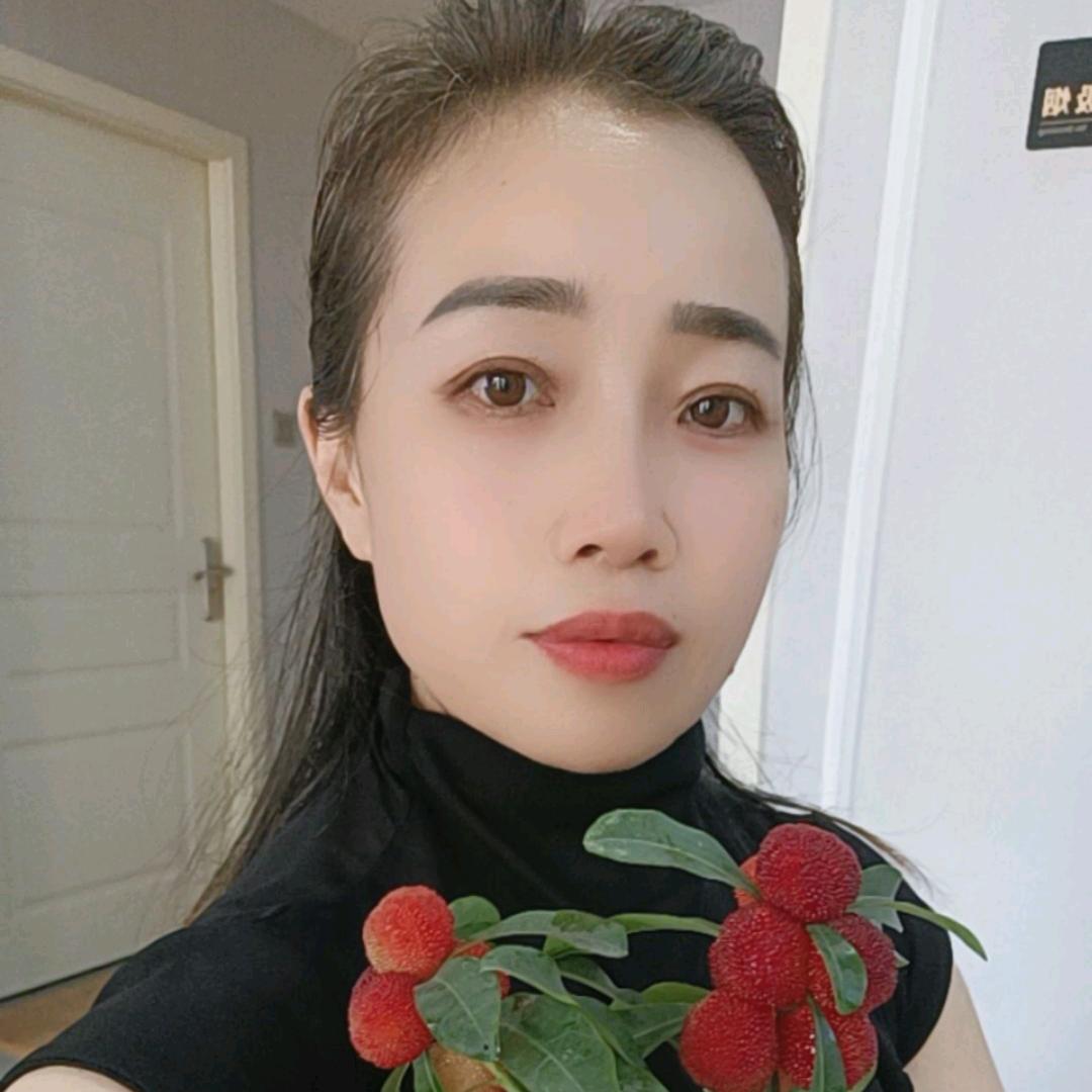 龙红艳