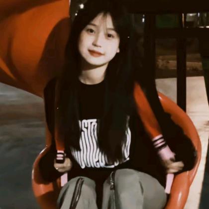 爱上死猪居居boy