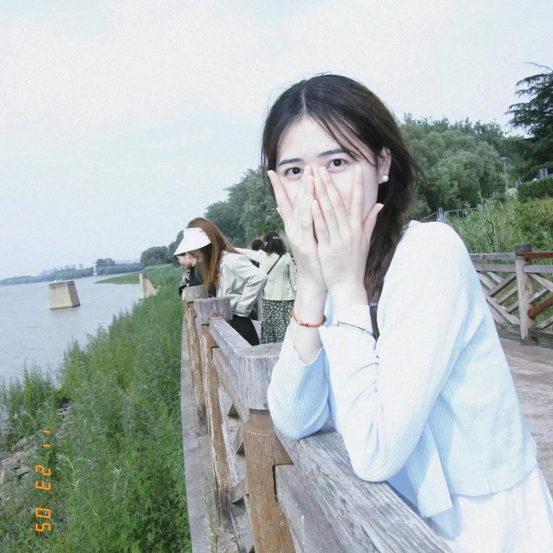 佳璇