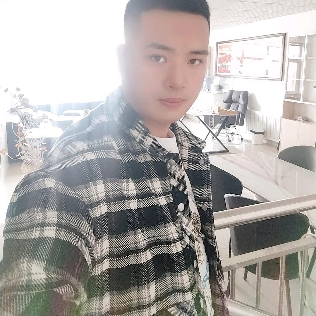 佳木斯电瓶小岳岳