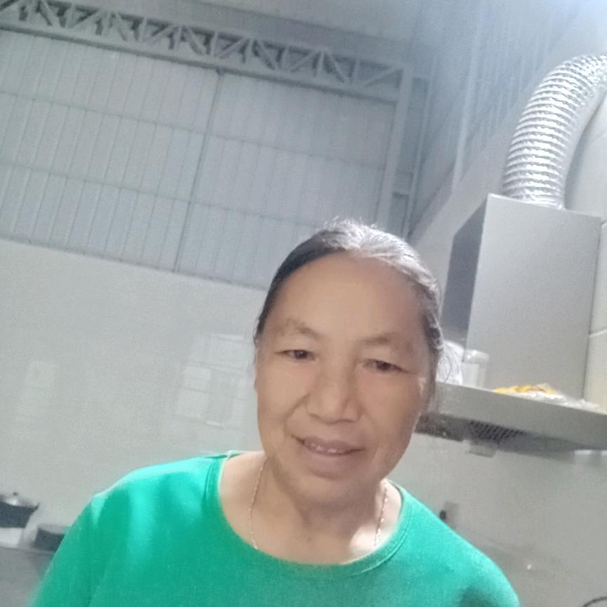 鲁