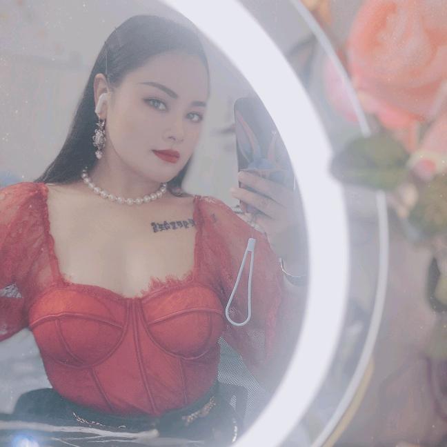 小黄是个小月半