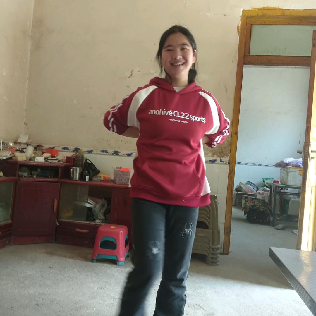 出售小猪，养羊妹