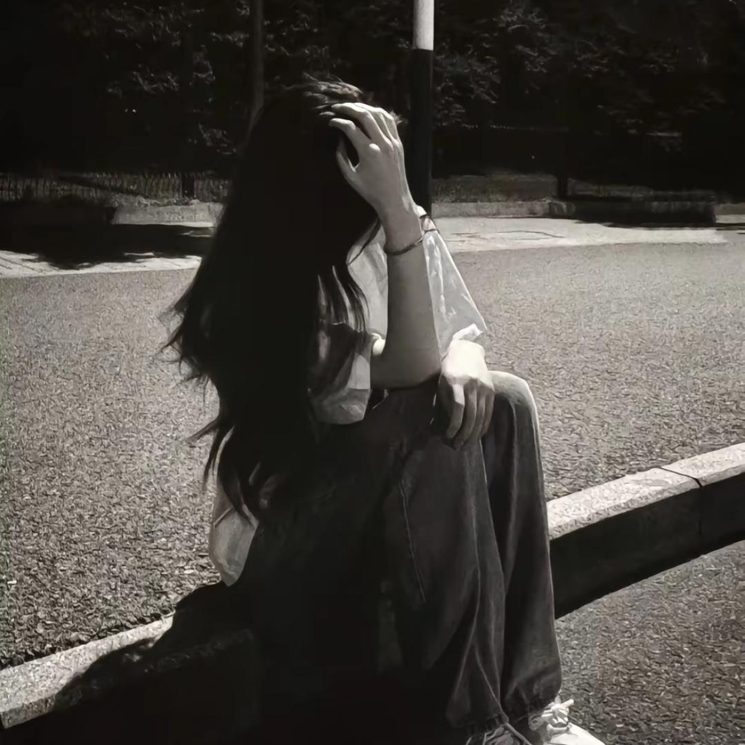 已不再