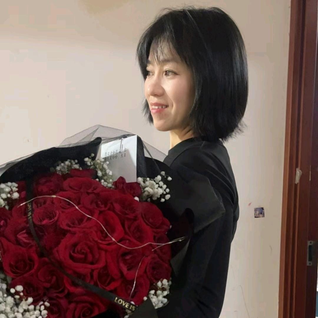 娜很美