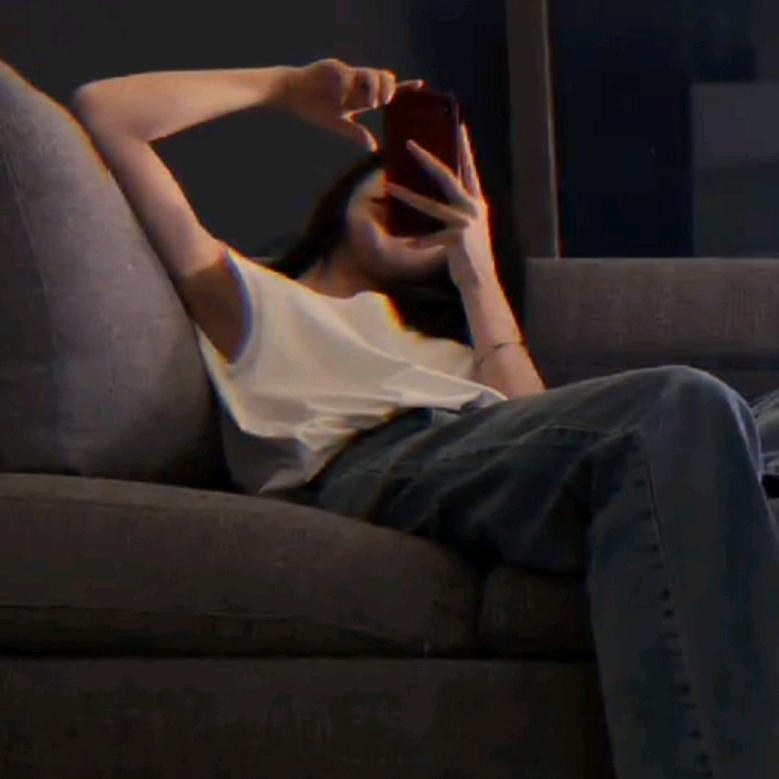 默默，拒绝连赞