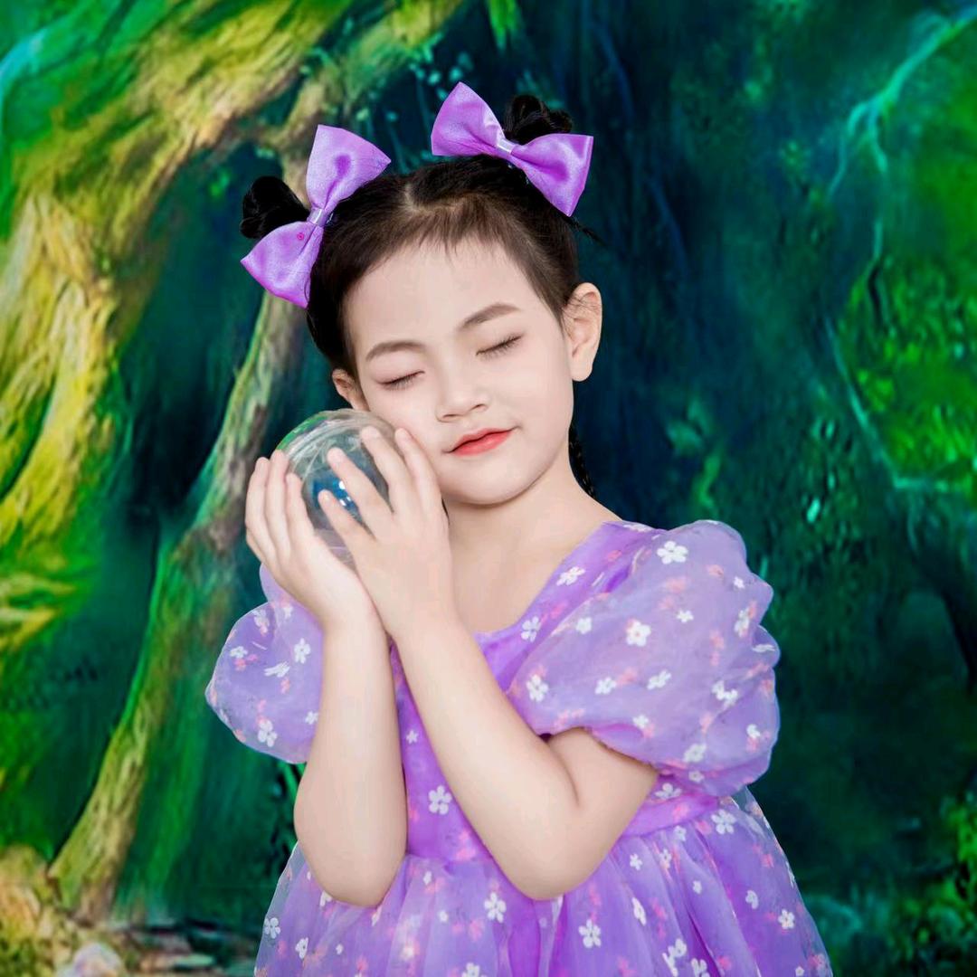 (｡♡‿♡｡)
