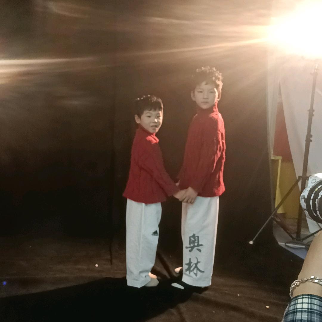 家有两宝，气死拉倒。