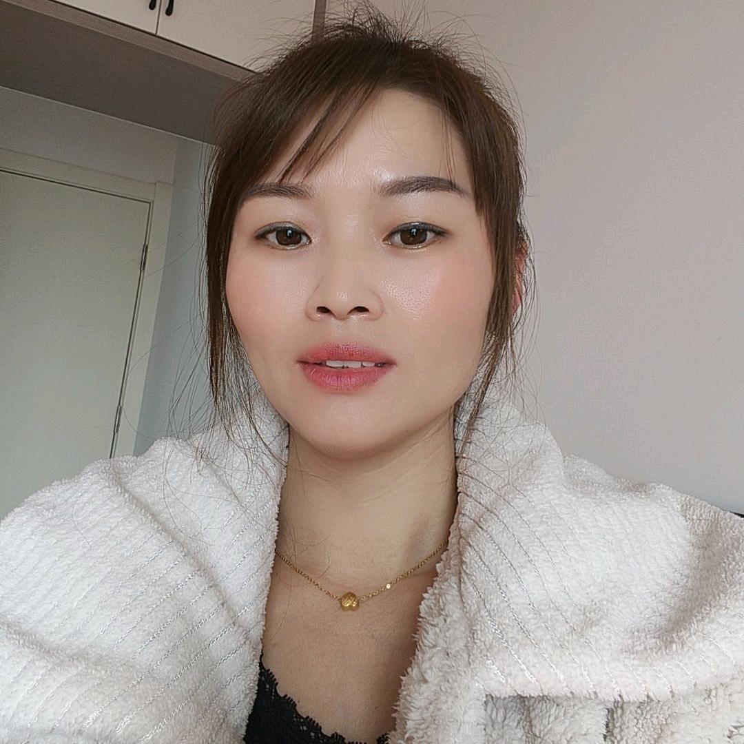 龙艳子