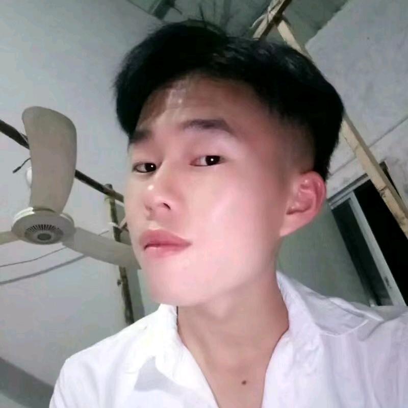 阿伟