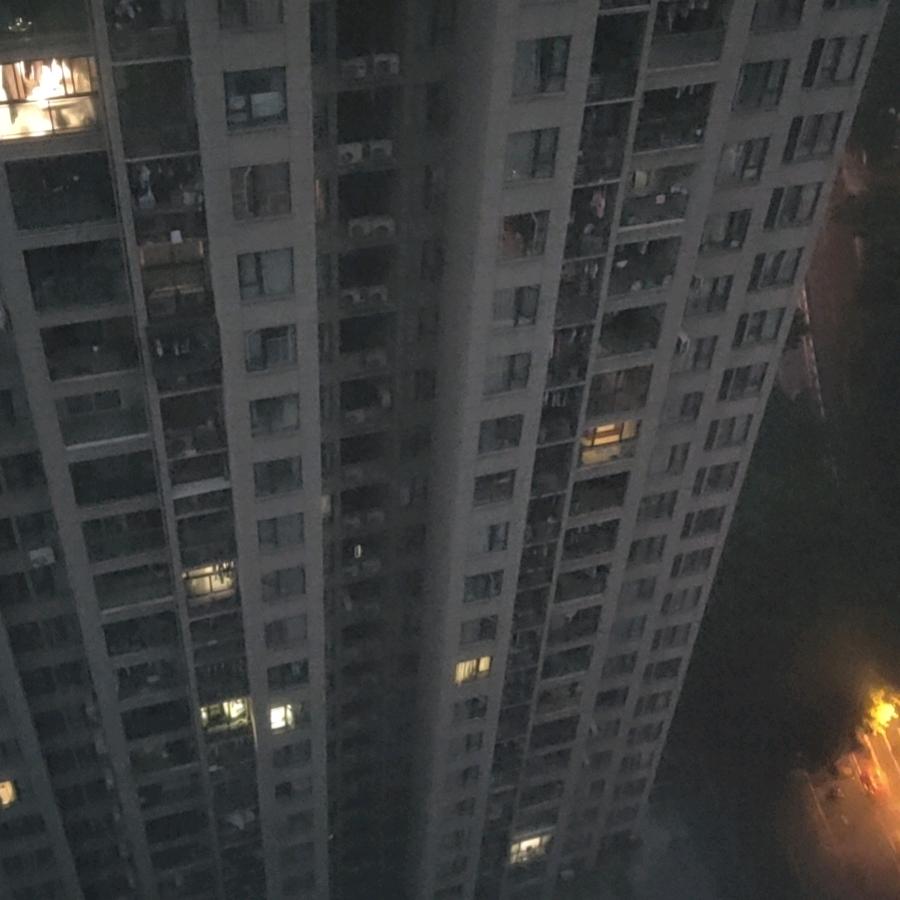 成熟就是把哭声调成无声
