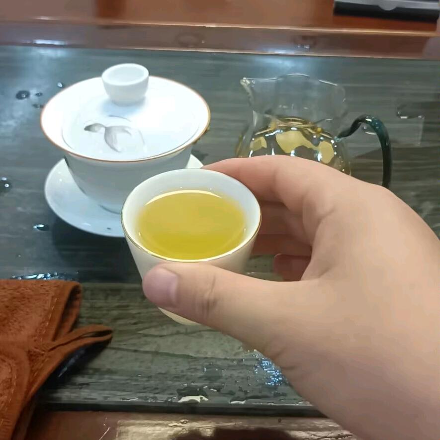 师院阿斌