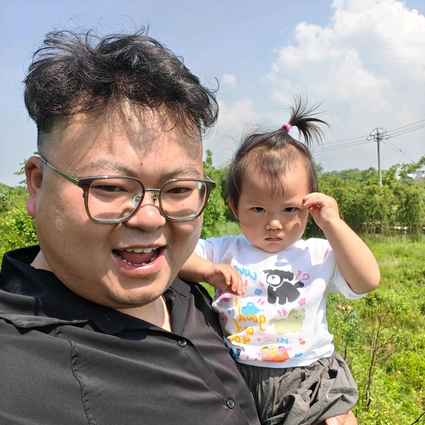 衢州久瑞装饰小马哥